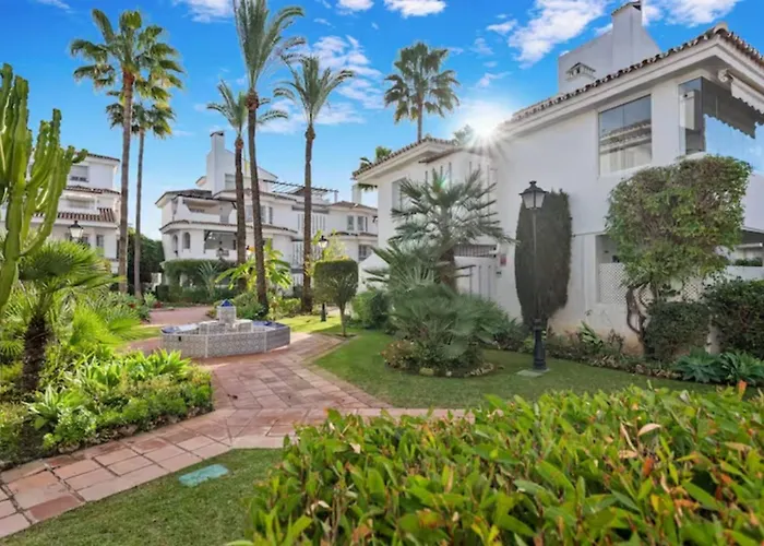 Magnifico Apto En Puerto Banus * Piscina * Parking