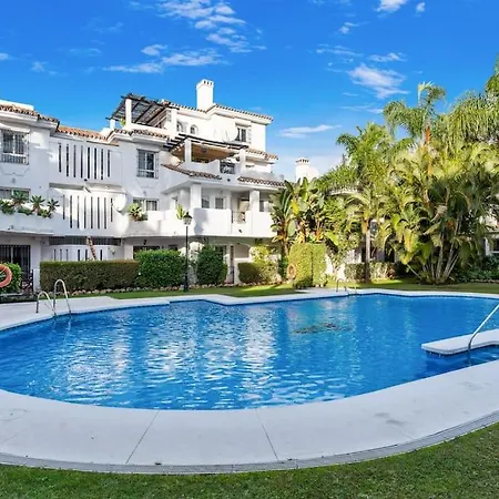 Apartamento Magnifico Apto En Puerto Banus * Piscina * Parking