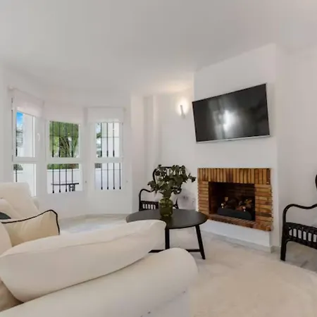 Apartamento Magnifico Apto En Puerto Banus * Piscina * Parking