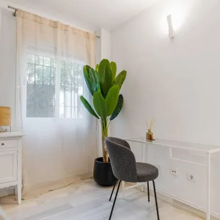 Magnifico Apto En Puerto Banus * Piscina * Parking Apartment