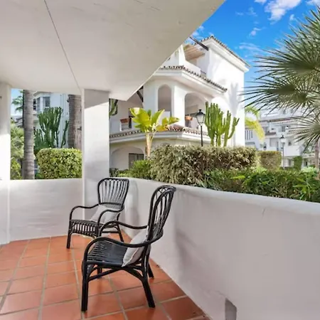 Apartamento Magnifico Apto En Puerto Banus * Piscina * Parking