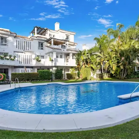 Magnifico Apto En Puerto Banus * Piscina * Parking 아파트 마르베야