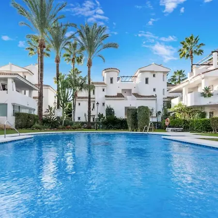Magnifico Apto En Puerto Banus * Piscina * Parking 마르베야