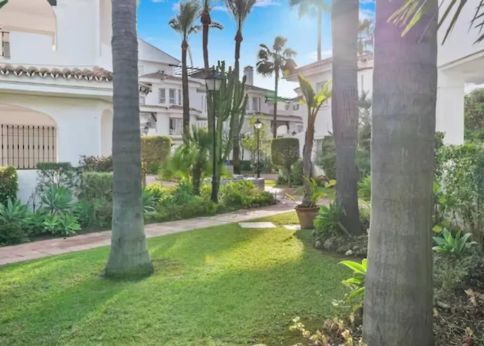 Magnifico Apto En Puerto Banus * Piscina * Parking Daire Marbella